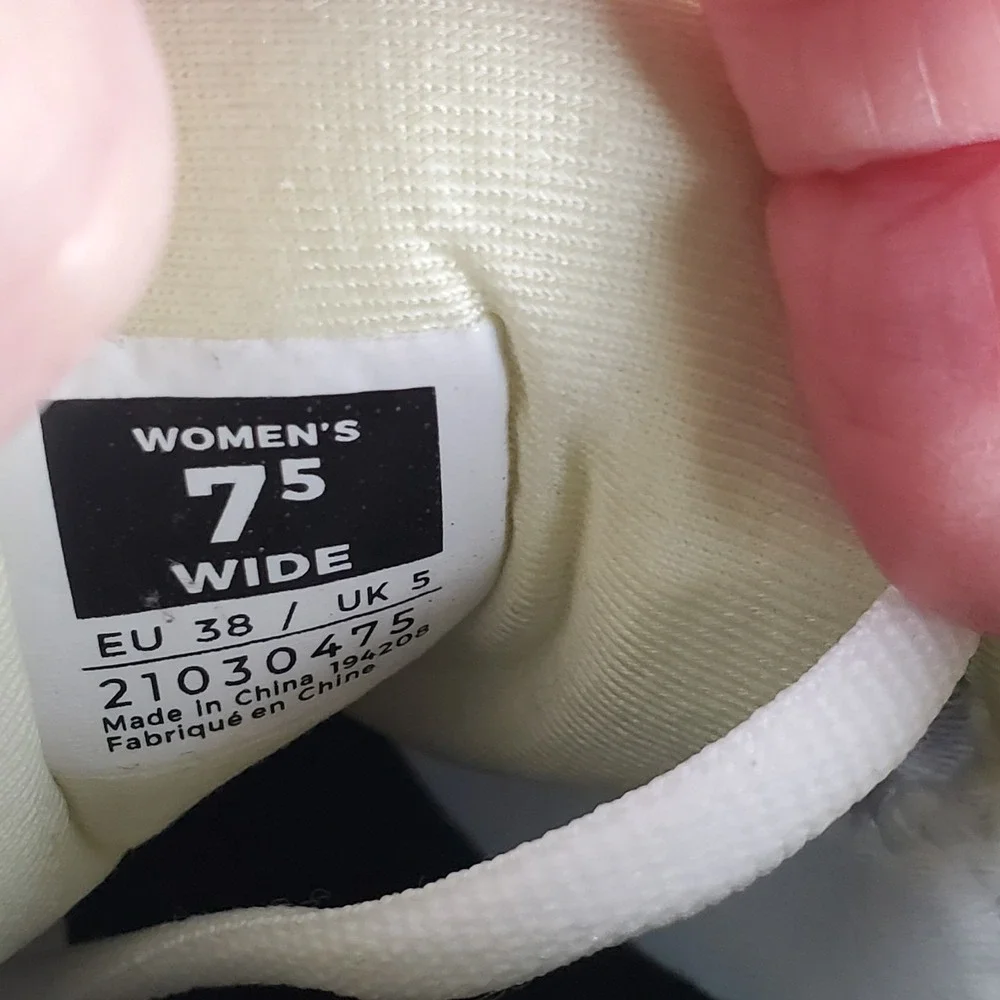 Kuru Flex Via Womens Shoes Sz 7.5 W Running Athletic Dove Gray Pale Lime Sneaker
